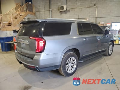 Trzecie zdjęcie samochodu z tyłu: 2022 GMC YUKON XL K1500 SLT VIN:1GKS2GKD9NR258133 - miniatura