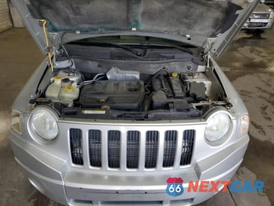 Zdjęcie 12 z 13 samochodu: 2008 JEEP COMPASS LIMITED VIN:1J8FF57W08D789134 - miniatura