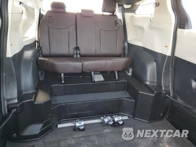 Zdjęcie 10 z 14 samochodu: 2023 TOYOTA SIENNA LIMITED VIN:5TDESKFC0PS095809 - miniatura