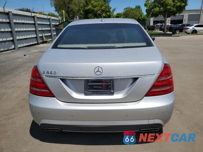 Zdjęcie 6 z 12 samochodu: 2010 MERCEDES-BENZ S 550 VIN:WDDNG7BB5AA320537 - miniatura