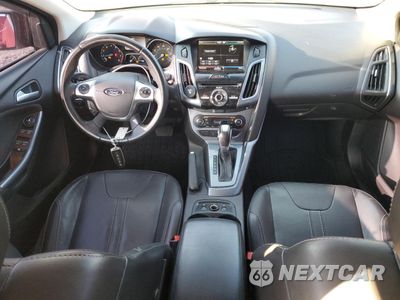 Zdjęcie 8 z 12 samochodu: 2014 FORD FOCUS TITANIUM VIN:1FADP3J22EL181712 - miniatura