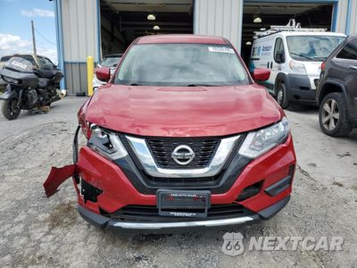Piąte zdjęcie samochodu w środku: 2017 NISSAN ROGUE S VIN:JN8AT2MV7HW262950 - miniatura