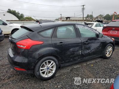 Trzecie zdjęcie samochodu z tyłu: 2015 FORD FOCUS SE VIN:1FADP3K25FL303902 - miniatura