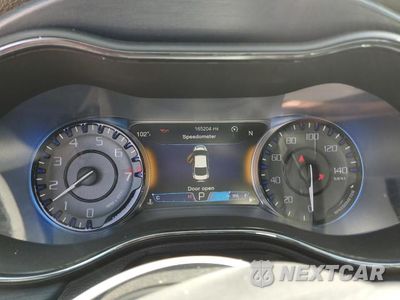 Zdjęcie 9 z 12 samochodu: 2016 CHRYSLER 200 S VIN:1C3CCCDG5GN147946 - miniatura