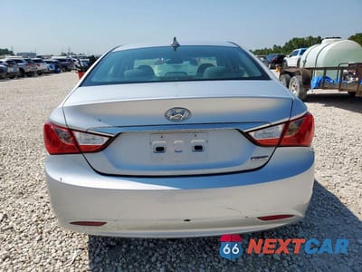 Zdjęcie 6 z 12 samochodu: 2011 HYUNDAI SONATA LIMITED VIN:5NPEC4AC6BH264570 - miniatura