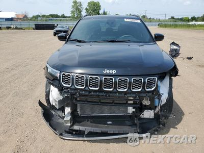 Piąte zdjęcie samochodu w środku: 2025 JEEP COMPASS LIMITED VIN:3C4NJDCN6ST520811 - miniatura