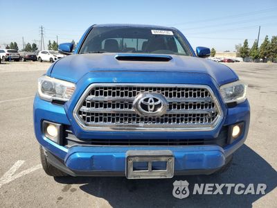 Piąte zdjęcie samochodu w środku: 2017 TOYOTA TACOMA DOUBLE CAB VIN:3TMAZ5CN2HM052124 - miniatura