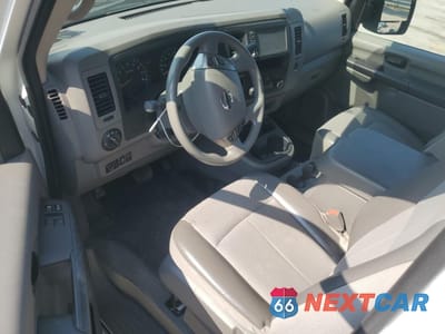 Zdjęcie 8 z 16 samochodu: 2019 NISSAN NV 2500 S VIN:1N6BF0KY5KN800175 - miniatura