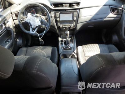 Zdjęcie 8 z 16 samochodu: 2017 NISSAN ROGUE S VIN:KNMAT2MV5HP618379 - miniatura