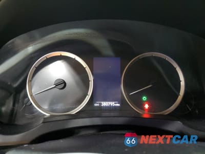 Zdjęcie 9 z 14 samochodu: 2014 LEXUS IS 250 VIN:JTHBF1D2XE5035937 - miniatura