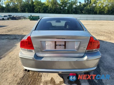 Zdjęcie 6 z 12 samochodu: 2006 VOLVO S60 R VIN:YV1RH527862547578 - miniatura