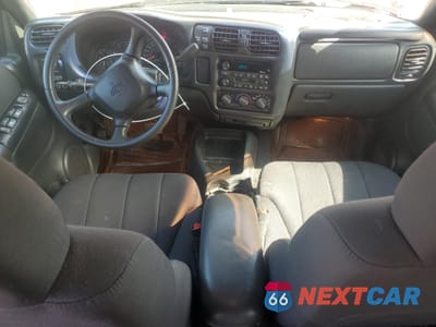 Zdjęcie 8 z 12 samochodu: 2003 CHEVROLET S TRUCK S10 VIN:1GCDT13X53K137290 - miniatura