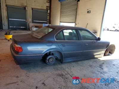 Trzecie zdjęcie samochodu z tyłu: 2001 BMW 740 I AUTOMATIC VIN:WBAGG834X1DN86902 - miniatura