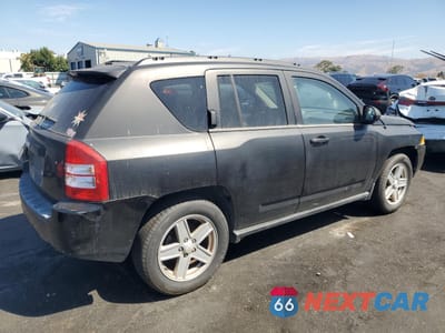 Trzecie zdjęcie samochodu z tyłu: 2007 JEEP COMPASS VIN:1J8FT47WX7D371018 - miniatura