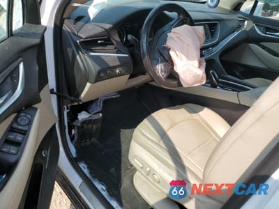 Zdjęcie 8 z 14 samochodu: 2019 BUICK ENCLAVE ESSENCE VIN:5GAERBKW8KJ172221 - miniatura