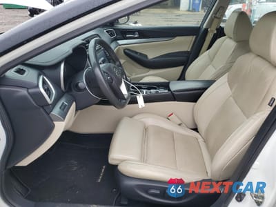 Zdjęcie 7 z 13 samochodu: 2017 NISSAN MAXIMA 3.5S 3.5S VIN:1N4AA6AP9HC418086 - miniatura