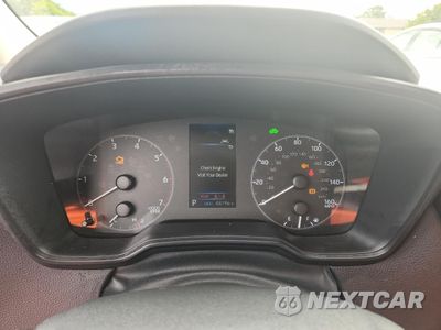 Zdjęcie 9 z 14 samochodu: 2024 TOYOTA COROLLA LE VIN:JTDBCMFE5R3049085 - miniatura