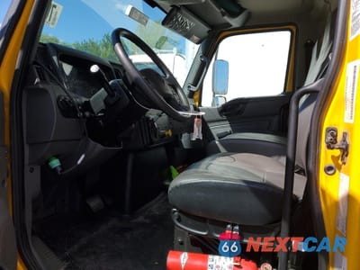 Zdjęcie 7 z 12 samochodu: 2020 INTERNATIONAL MV607 BOX TRUCK VIN:3HAEUMML3LL080371 - miniatura
