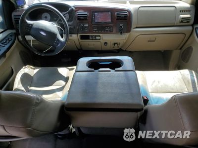 Zdjęcie 8 z 12 samochodu: 2005 FORD F250 SUPER DUTY VIN:1FTSW21P65EC22874 - miniatura