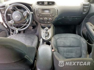 Zdjęcie 8 z 13 samochodu: 2014 KIA SOUL + VIN:KNDJP3A59E7048753 - miniatura