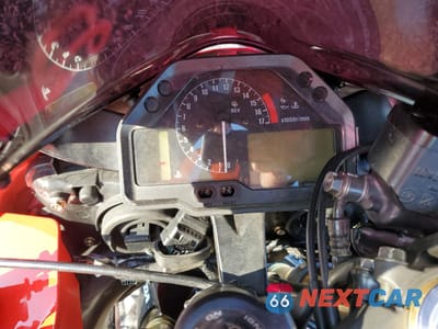 Zdjęcie 7 z 10 samochodu: 2005 HONDA CBR600 RR VIN:JH2PC37015M208943 - miniatura