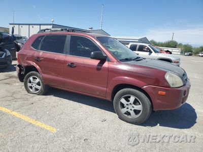 Czwarte zdjęcie samochodu z boku: 2006 HYUNDAI TUCSON GL VIN:KM8JM12B36U298876 - miniatura
