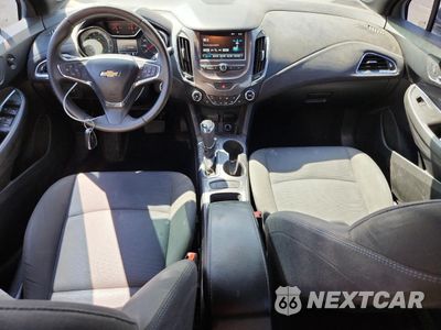 Zdjęcie 8 z 15 samochodu: 2018 CHEVROLET CRUZE LT VIN:1G1BE5SM6J7189066 - miniatura