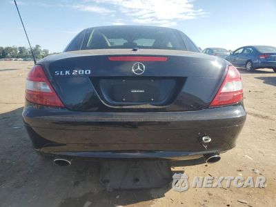 Zdjęcie 6 z 12 samochodu: 2006 MERCEDES-BENZ SLK 280 VIN:WDBWK54F26F119804 - miniatura