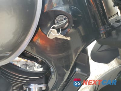 Zdjęcie 8 z 10 samochodu: 2005 SUZUKI C50 VIN:JS1VS55A052111135 - miniatura