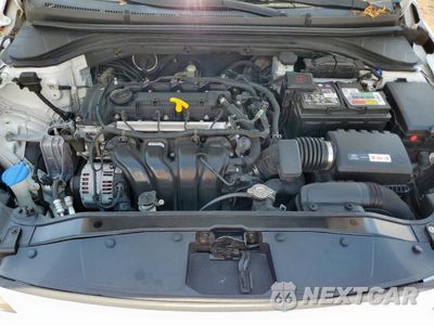 Zdjęcie 11 z 13 samochodu: 2017 HYUNDAI ELANTRA SE VIN:5NPD84LF8HH121553 - miniatura