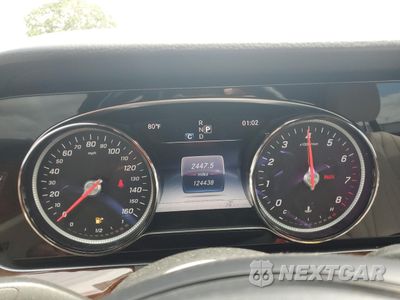 Zdjęcie 9 z 14 samochodu: 2017 MERCEDES-BENZ E 300 4MATIC VIN:WDDZF4KB2HA048154 - miniatura