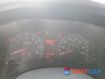 Zdjęcie 9 z 13 samochodu: 2013 NISSAN NV 2500 HD S VIN:1N6BF0KX3DN112105 - miniatura