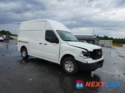 Czwarte zdjęcie samochodu z boku: 2016 NISSAN NV 2500 S VIN:1N6BF0LY7GN814858 - miniatura