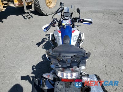 Zdjęcie 6 z 10 samochodu: 2019 BMW R 1250 GS VIN:WB10J9301KZH98777 - miniatura