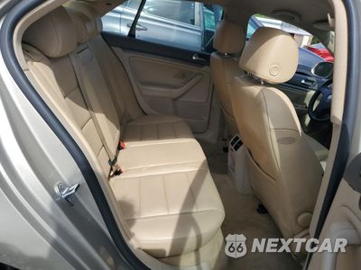 Zdjęcie 10 z 12 samochodu: 2005 VOLKSWAGEN NEW JETTA 2.5 VIN:3VWRG71K25M643298 - miniatura