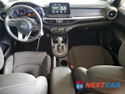 Zdjęcie 8 z 12 samochodu: 2021 KIA FORTE FE VIN:3KPF24ADXME374979 - miniatura