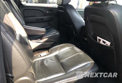 Zdjęcie 6 z 10 samochodu: 2008 GMC YUKON XL K1500 VIN:1GKFK16348J194523 - miniatura