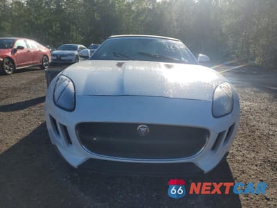 Piąte zdjęcie samochodu w środku: 2015 JAGUAR F-TYPE VIN:SAJXA6ET3F8K15367 - miniatura