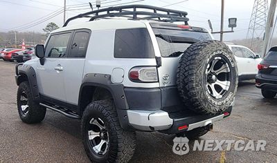 Trzecie zdjęcie samochodu z tyłu: 2007 TOYOTA FJ CRUISER VIN:JTEBU11F470068975 - miniatura