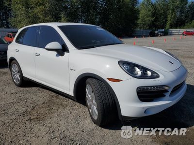 Czwarte zdjęcie samochodu z boku: 2014 PORSCHE CAYENNE S HYBRID VIN:WP1AE2A28ELA50411 - miniatura
