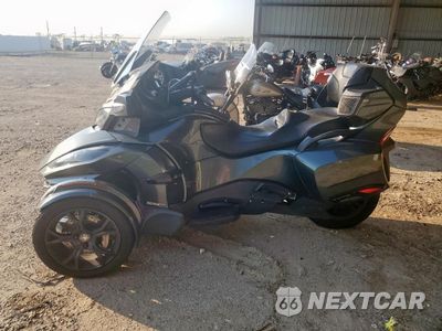 Trzecie zdjęcie samochodu z tyłu: 2019 CAN-AM SPYDER ROADSTER RT VIN:2BXNBDD23KV001369 - miniatura