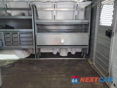 Zdjęcie 10 z 13 samochodu: 2017 GMC SAVANA G2500 VIN:1GTW7AFF0H1349415 - miniatura