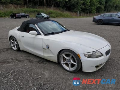 Czwarte zdjęcie samochodu z boku: 2008 BMW Z4 3.0SI VIN:4USBU53558LW93556 - miniatura
