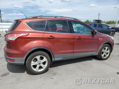 Trzecie zdjęcie samochodu z tyłu: 2016 FORD ESCAPE SE VIN:1FMCU9GX6GUA10782 - miniatura