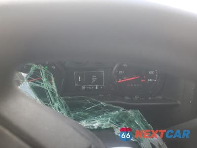 Zdjęcie 9 z 12 samochodu: 2020 CHEVROLET SILVERADO K1500 VIN:1GCRYAEH5LZ179205 - miniatura