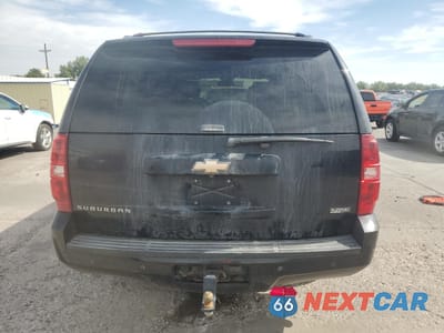 Zdjęcie 6 z 13 samochodu: 2008 CHEVROLET SUBURBAN K1500 LS VIN:3GNFK16338G173926 - miniatura