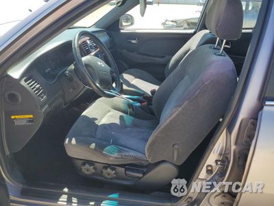 Zdjęcie 7 z 12 samochodu: 2005 HYUNDAI SONATA GLS VIN:KMHWF35H95A156429 - miniatura