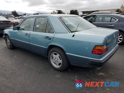 Drugie zdjęcie samochodu z przodu: 1992 MERCEDES-BENZ 300 E 2.6 VIN:WDBEA26D6NB615431 - miniatura