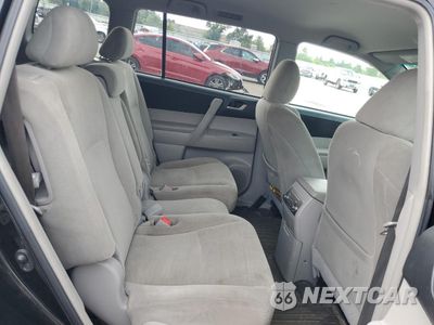 Zdjęcie 11 z 14 samochodu: 2013 TOYOTA HIGHLANDER BASE VIN:5TDBK3EH7DS239843 - miniatura
