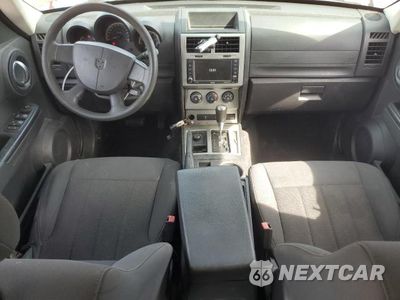 Zdjęcie 8 z 14 samochodu: 2011 DODGE NITRO HEAT VIN:1D4PU4GK0BW605849 - miniatura